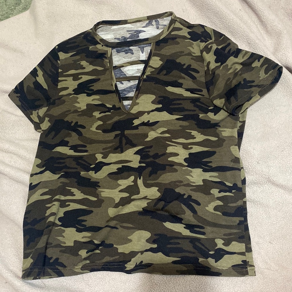 Camo t-shirt